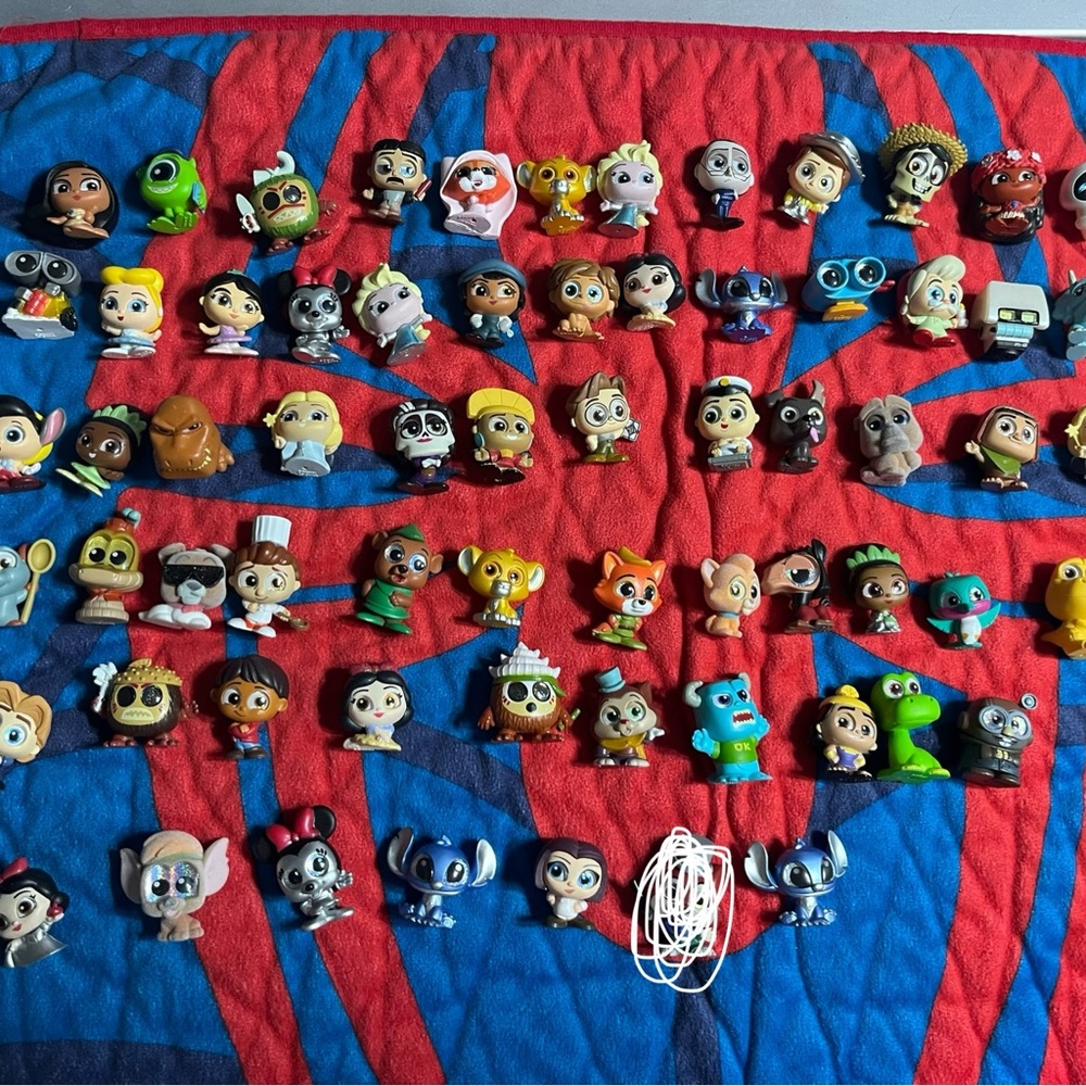 Disney doorable collection